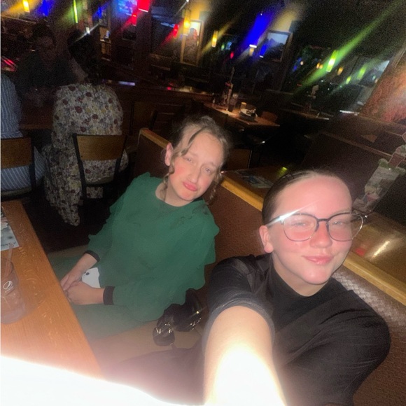 Meet your Posher, Ashley - Picture 3 of 10